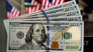 لهذا اليوم.. أسعار الدولار تسجل انخفاضًا